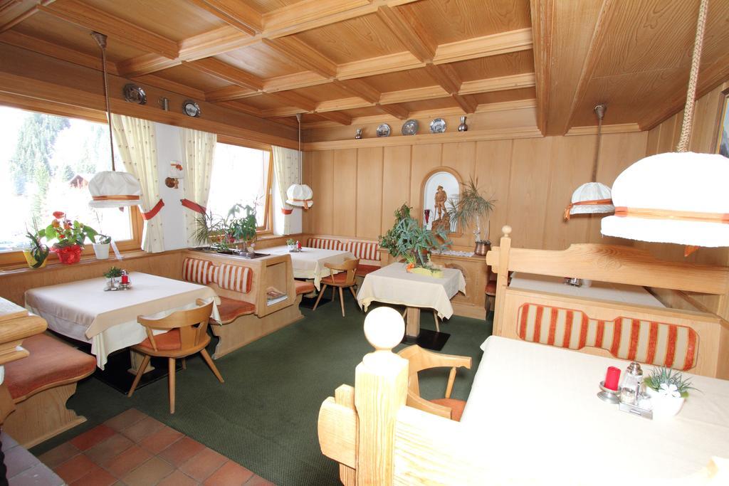 Pension Mittagskogel Sankt Leonhard im Pitztal Exterior foto